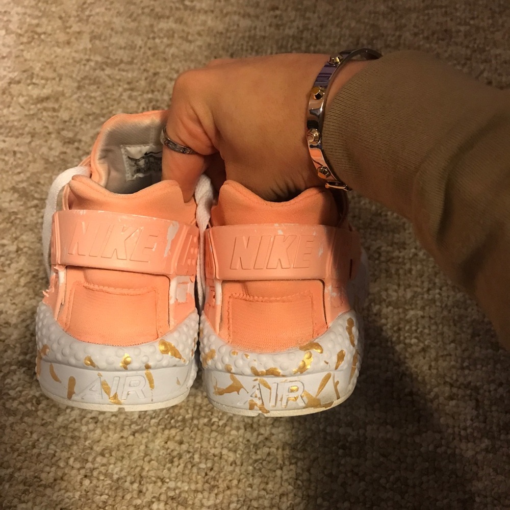 nike sneakers - Picture 4 of 5